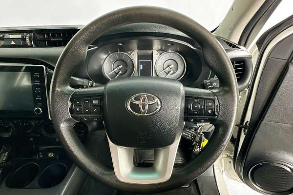 2021 Toyota HILUX SR (4x4) GUN126R FACELIFT 4X4