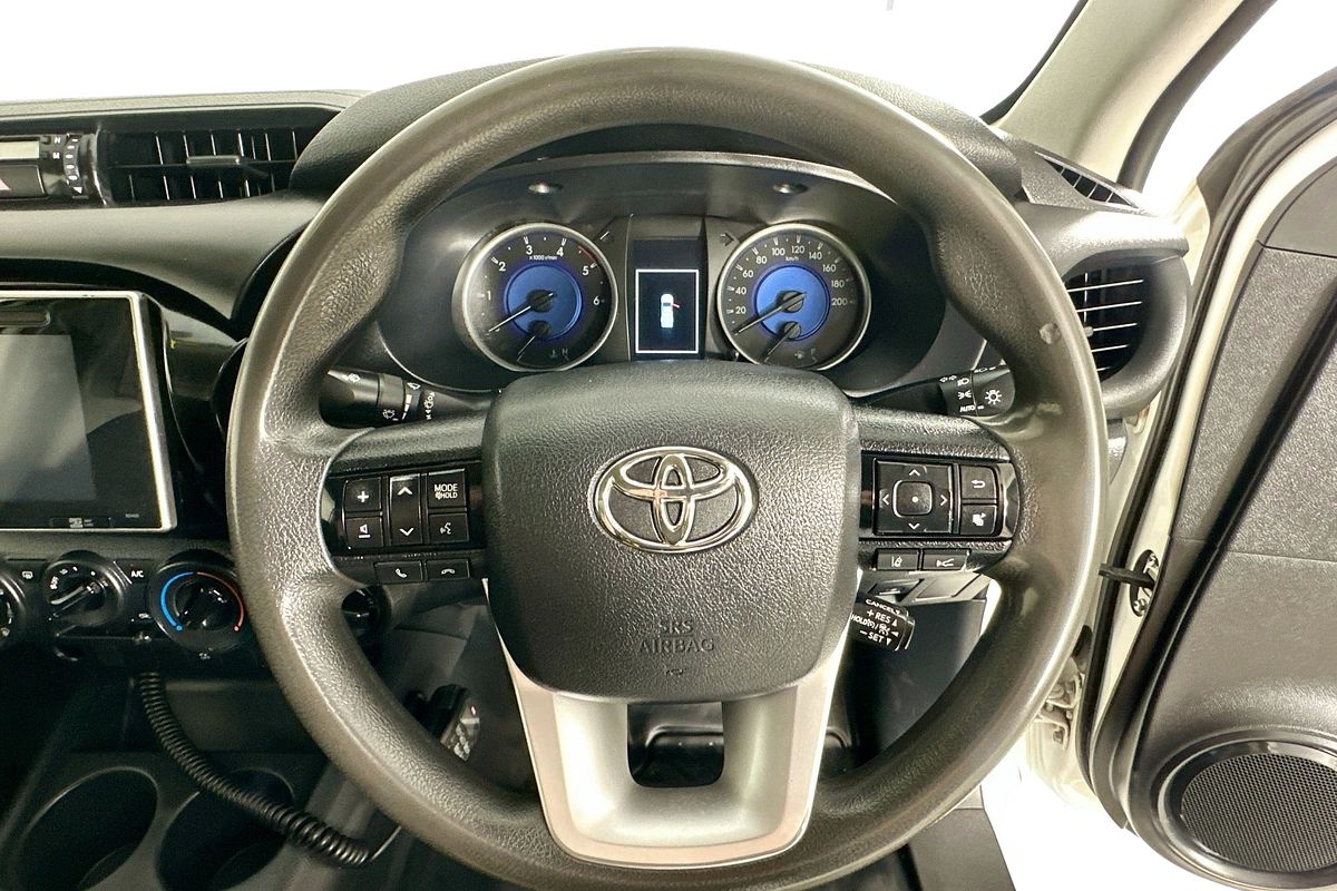 2019 Toyota HILUX SR (4x4) GUN126R MY19 4X4