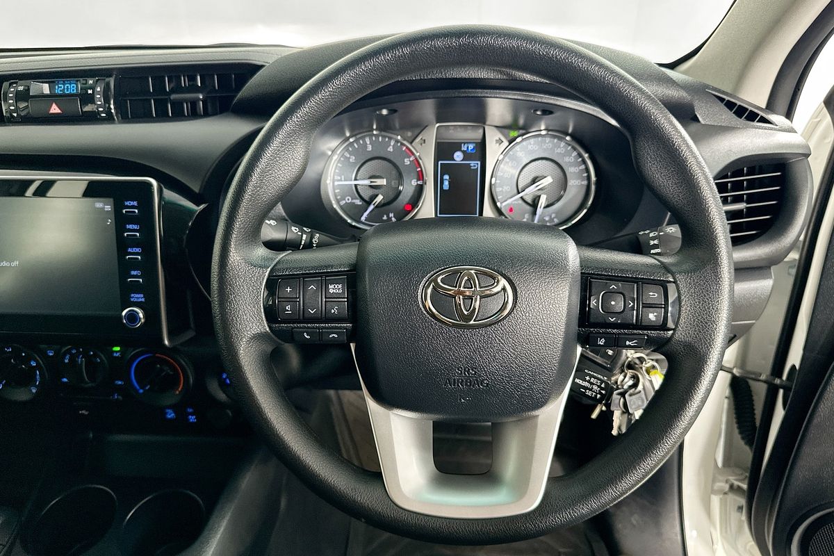 2024 Toyota HILUX SR (4x4) GUN126R 4X4