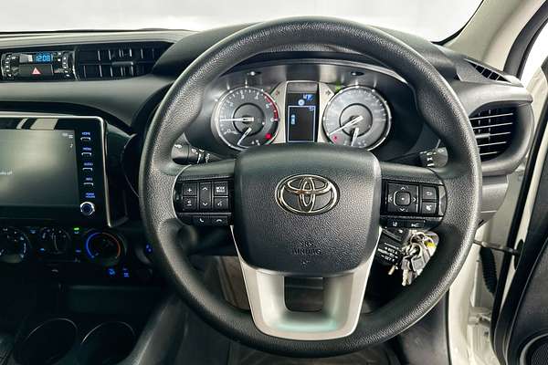 2024 Toyota HILUX SR (4x4) GUN126R 4X4