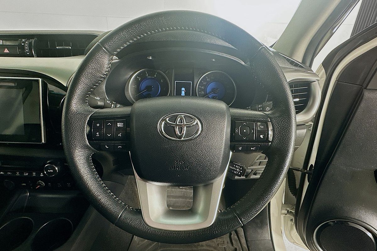 2020 Toyota HILUX SR5 (4x4) GUN126R MY19 UPGRADE 4X4