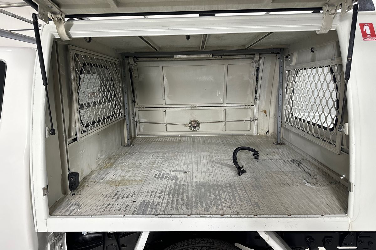 2015 Toyota Hilux SR KUN26R 4X4