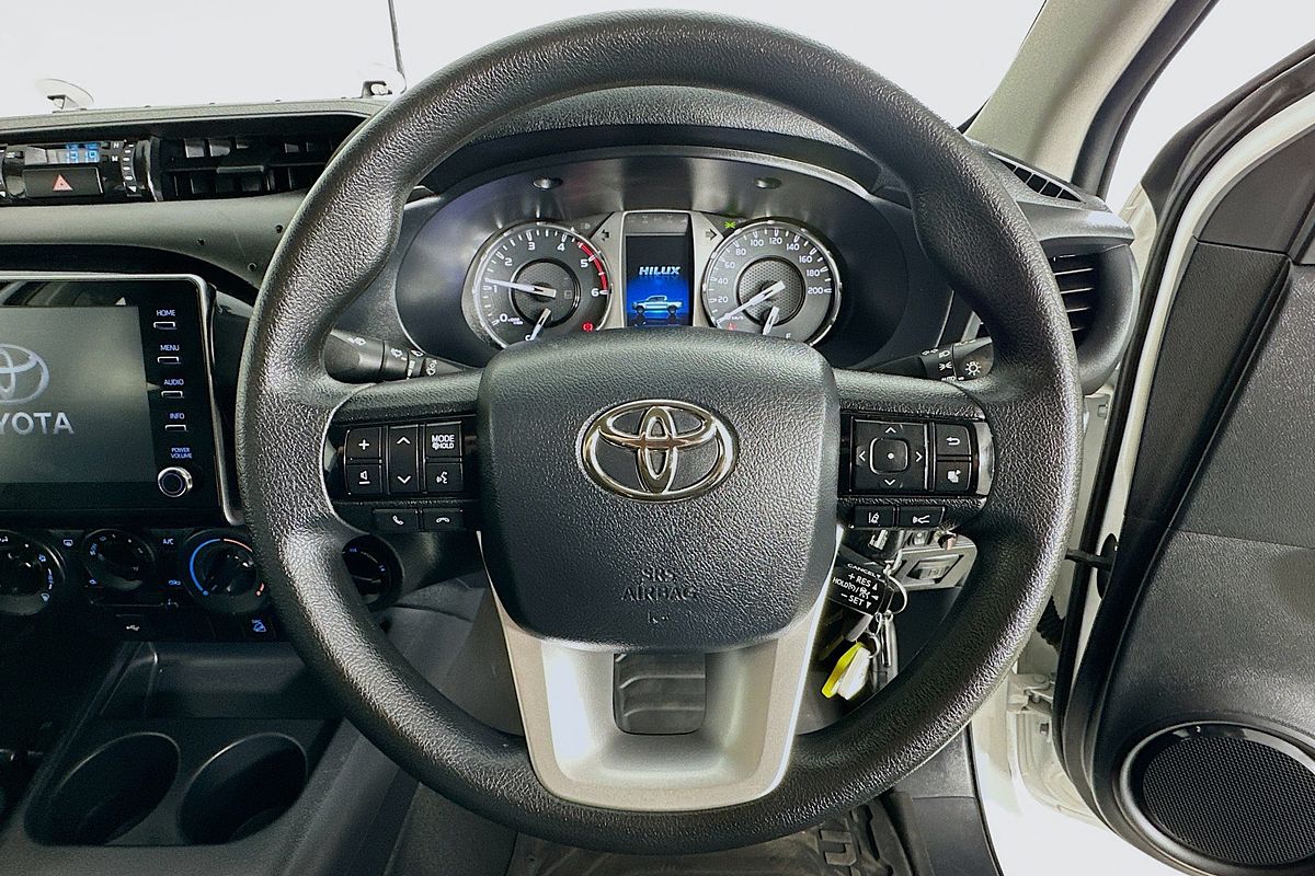2024 Toyota HILUX SR (4x4) GUN126R FACELIFT 4X4