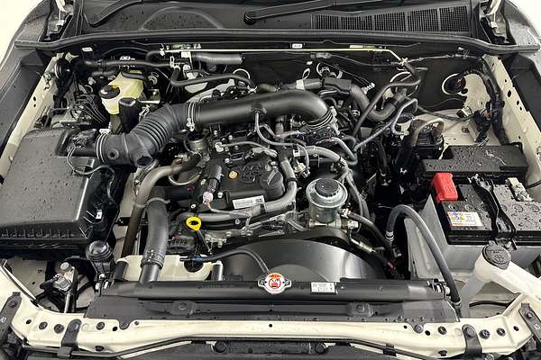 2025 Toyota HILUX Workmate TGN121R REAR WHEEL DRIVE