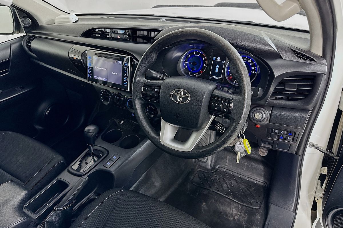 2020 Toyota HILUX SR (4x4) GUN126R MY19 UPGRADE 4X4