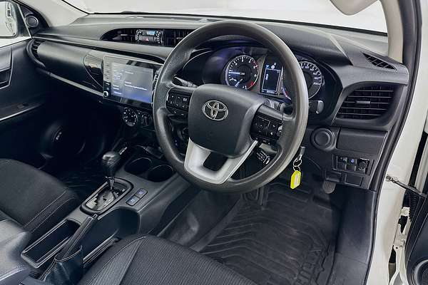 2020 Toyota HILUX SR (4x4) GUN126R MY19 UPGRADE 4X4