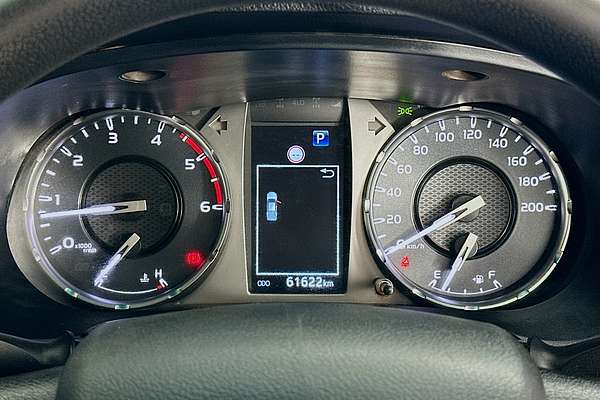 2021 Toyota HILUX SR (4x4) GUN126R FACELIFT 4X4