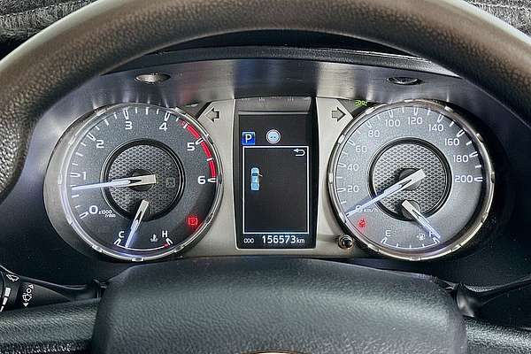 2021 Toyota HILUX SR (4x4) GUN126R FACELIFT 4X4