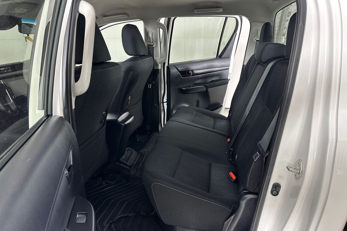 2022 Toyota HILUX SR (4x4) GUN126R 4X4