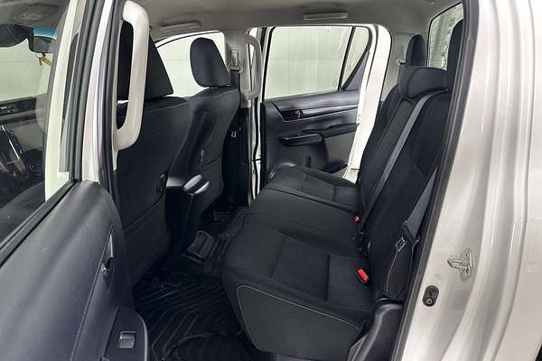 2022 Toyota HILUX SR (4x4) GUN126R 4X4