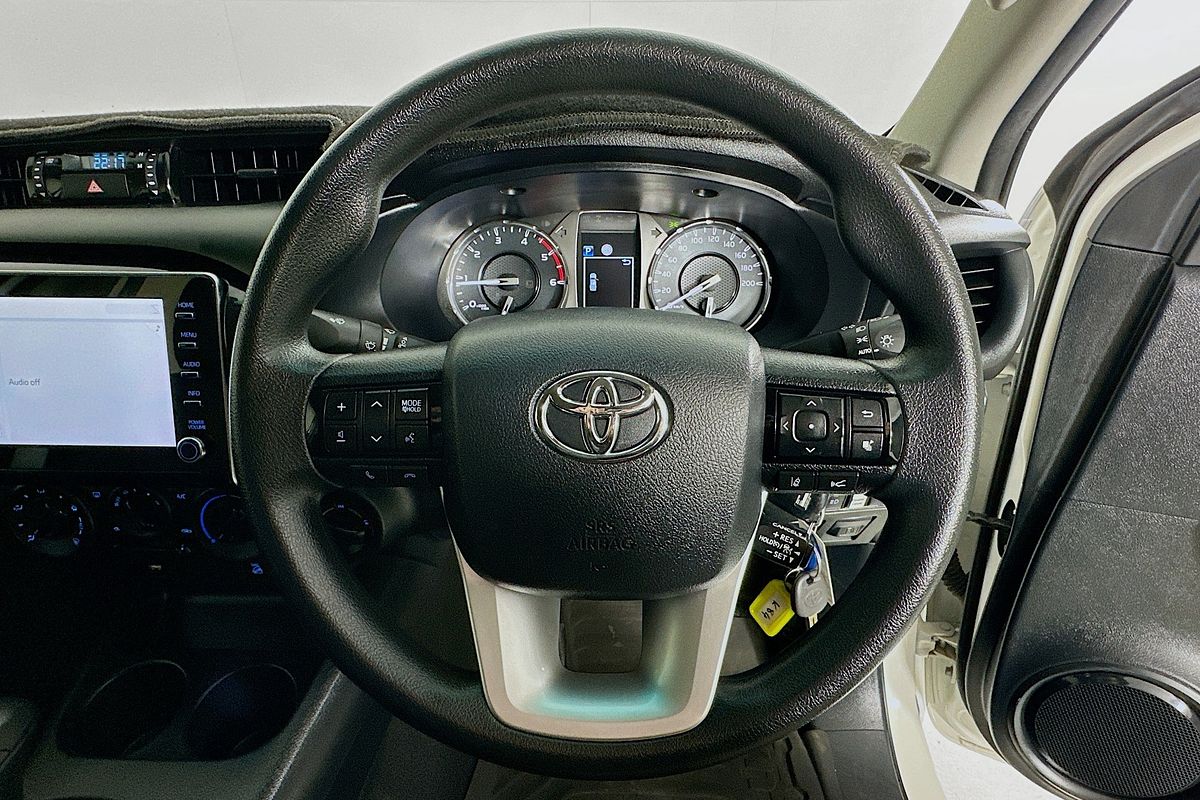 2020 Toyota HILUX SR GUN126R 4X4