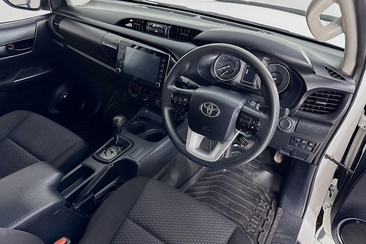 2020 Toyota HILUX WORKMATE (4x4) GUN125R FACELIFT 4X4