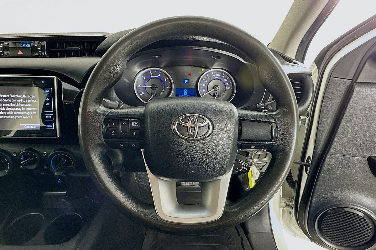 2017 Toyota HILUX SR HI-RIDER GUN136R REAR WHEEL DRIVE