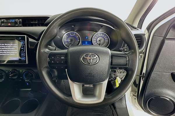 2017 Toyota HILUX SR HI-RIDER GUN136R REAR WHEEL DRIVE