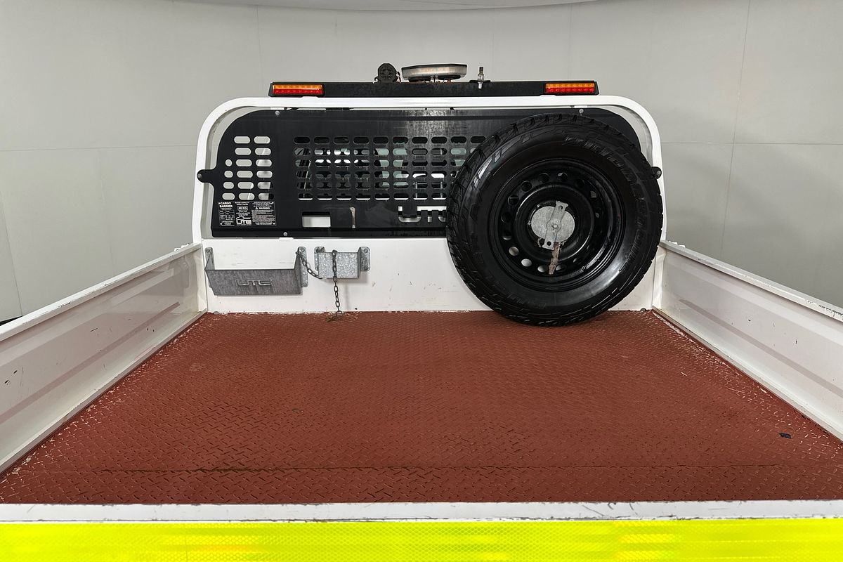 2021 Toyota HILUX SR (4x4) GUN126R FACELIFT 4X4