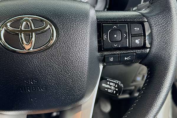 2024 Toyota Hilux SR5 (4x4) GUN126R 4X4
