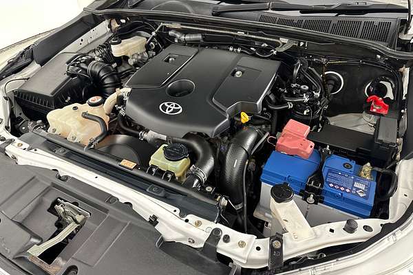 2020 Toyota HILUX SR (4x4) GUN126R MY19 UPGRADE 4X4