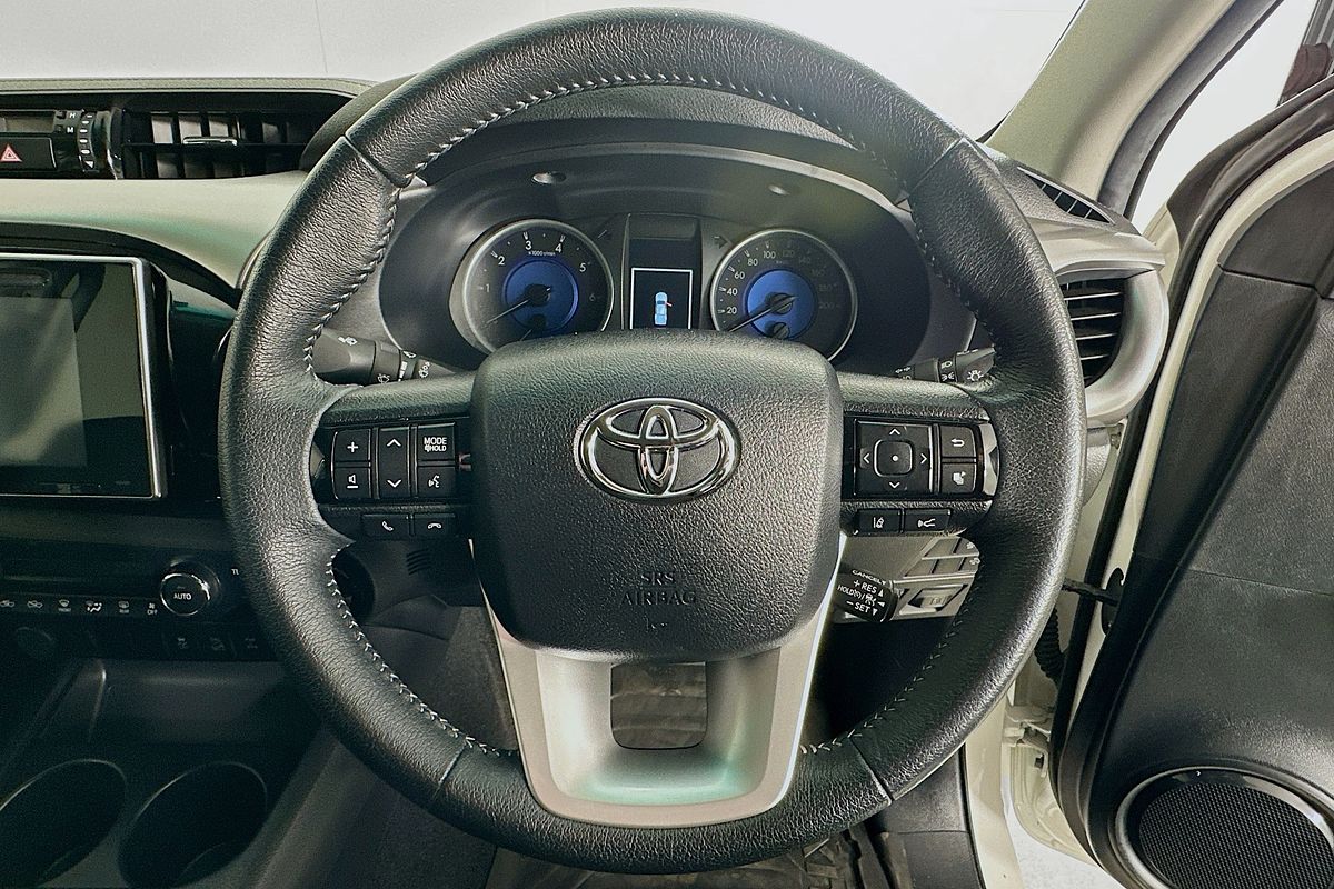 2020 Toyota HILUX SR5 GUN126R 4X4