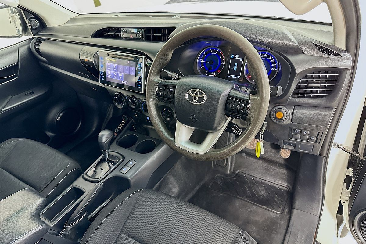 2020 Toyota HILUX SR (4x4) GUN126R MY19 UPGRADE 4X4