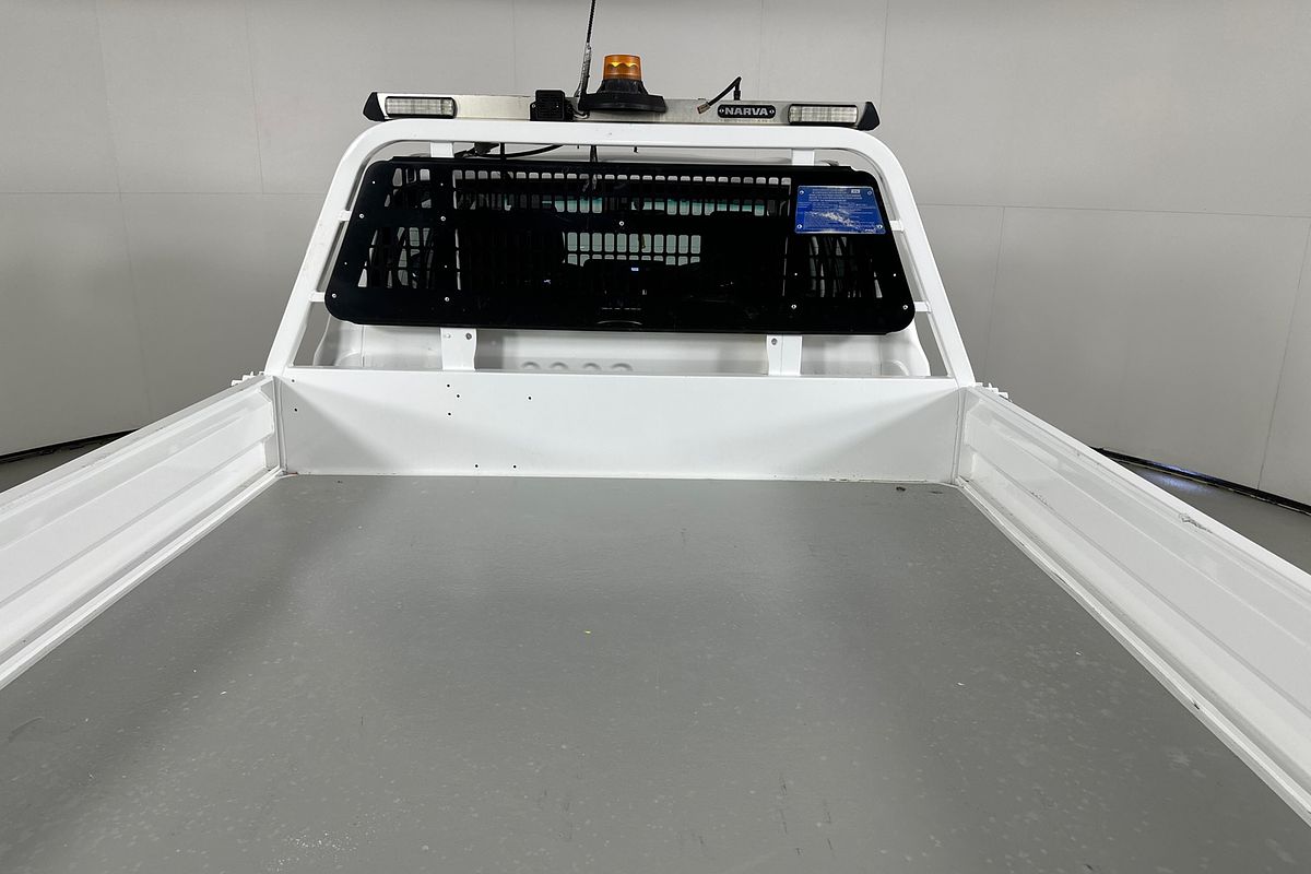 2021 Toyota HILUX SR (4x4) GUN126R FACELIFT 4X4