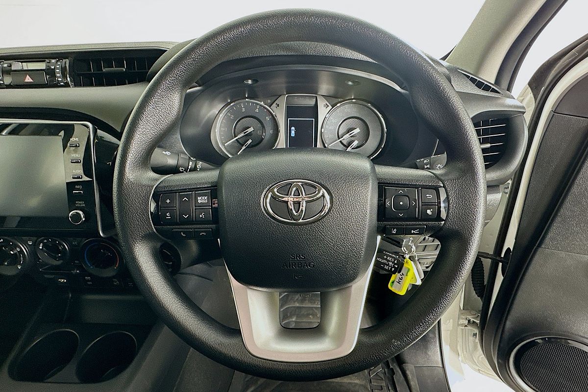 2023 Toyota HILUX SR GUN126R 4X4