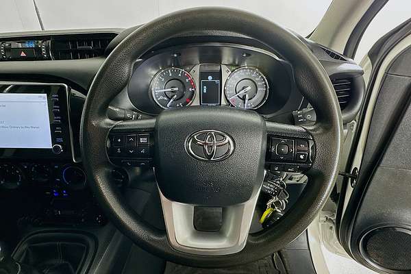 2022 Toyota HILUX SR (4x4) GUN126R 4X4