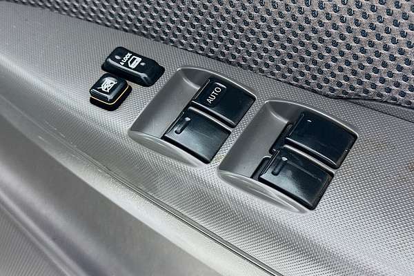 2013 Toyota HILUX SR (4x4) KUN26R MY14 4X4