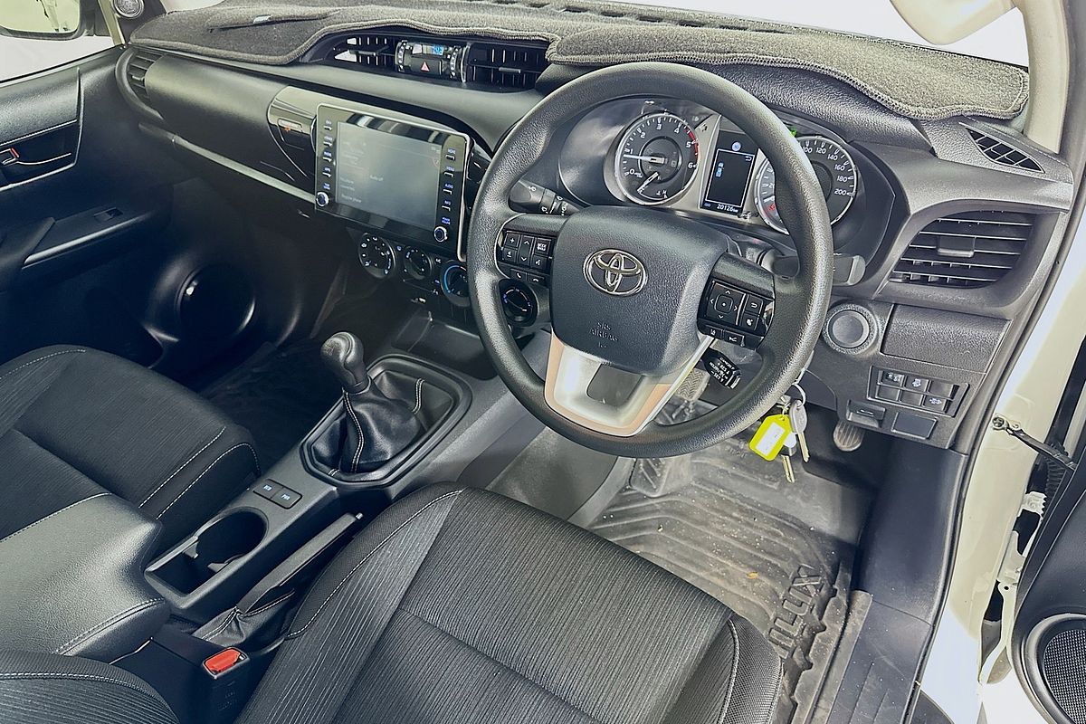 2023 Toyota HILUX SR (4x4) GUN126R 4X4