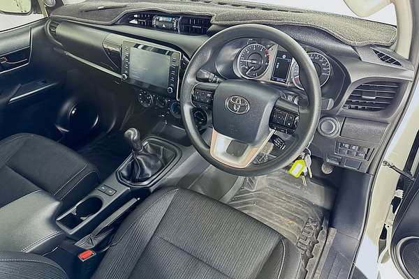 2023 Toyota HILUX SR (4x4) GUN126R 4X4