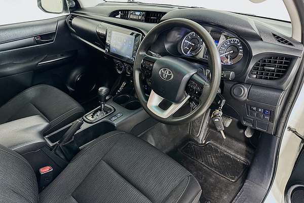 2021 Toyota HILUX SR (4x4) GUN126R 4X4