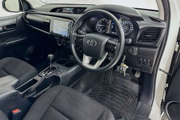 2023 Toyota HILUX SR (4x4) GUN126R 4X4