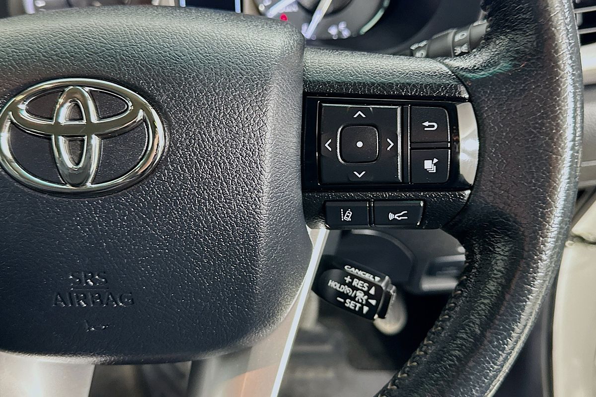 2021 Toyota HILUX SR5+ (4x4) GUN126R FACELIFT 4X4