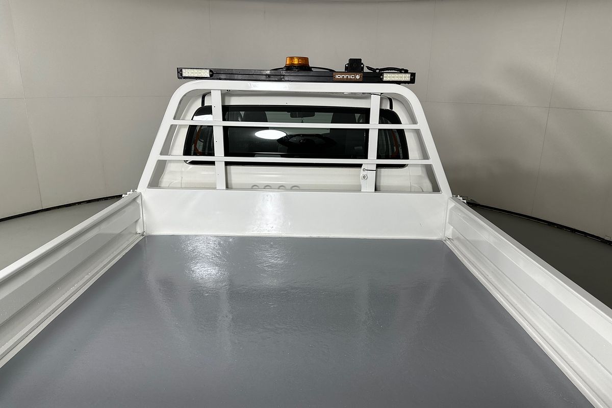 2020 Toyota HILUX SR (4x4) GUN126R FACELIFT 4X4