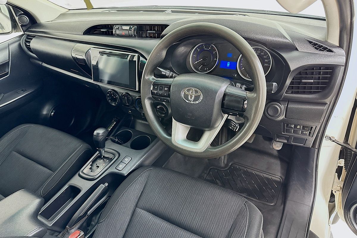 2019 Toyota HILUX SR (4x4) GUN126R MY19
