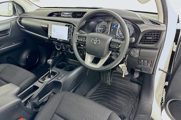 2024 Toyota HILUX SR (4x4) GUN126R 4X4