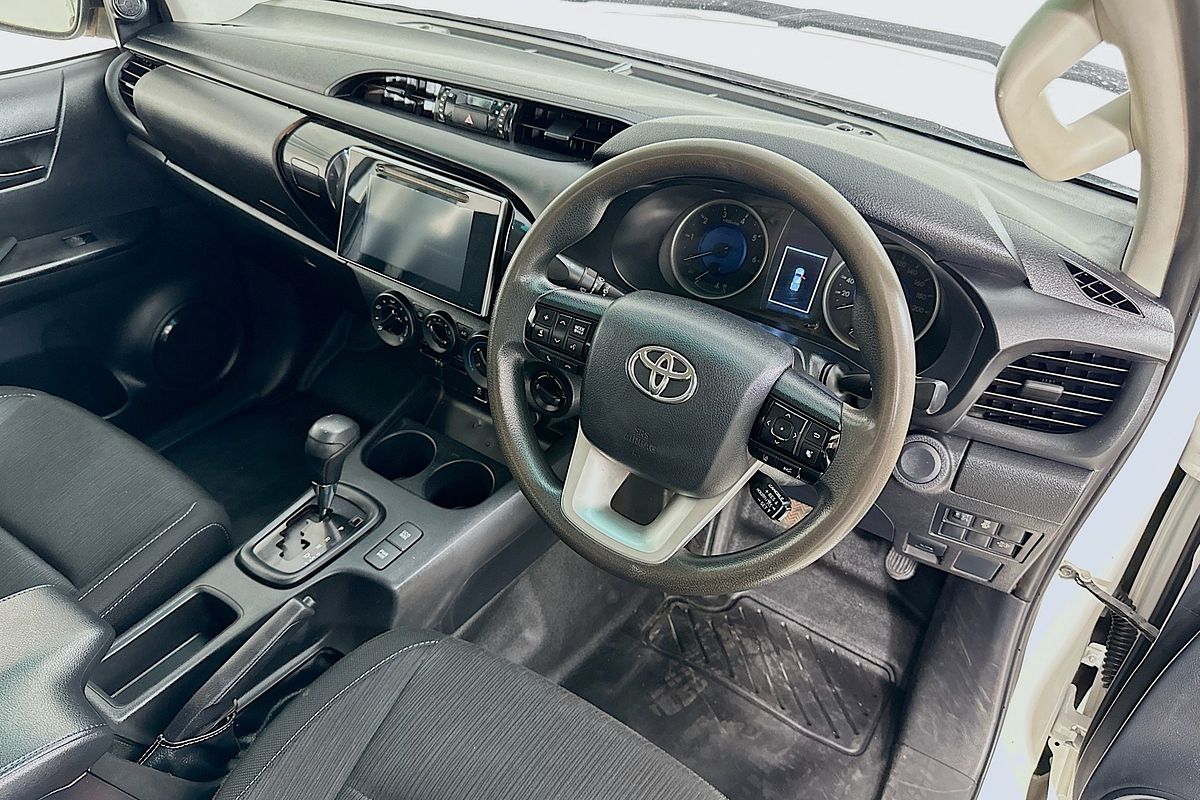 2020 Toyota HILUX SR (4x4) GUN126R MY19 UPGRADE 4X4