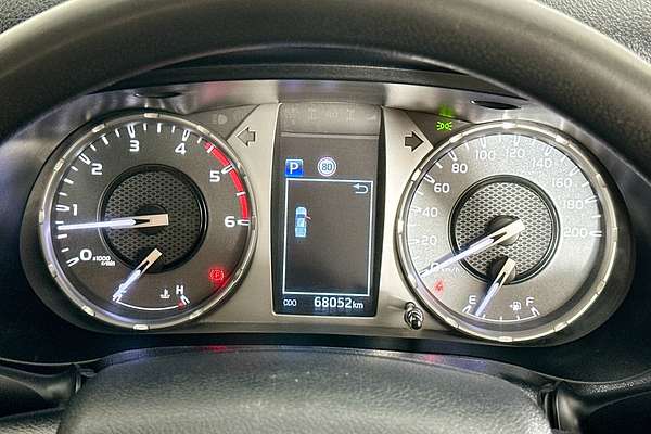2020 Toyota HILUX SR (4x4) GUN126R FACELIFT 4X4