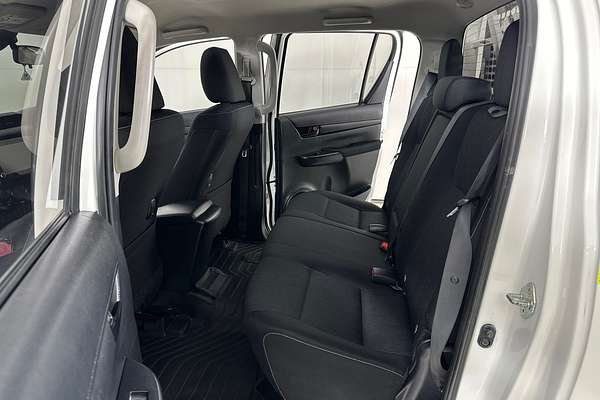 2022 Toyota HILUX SR (4x4) GUN126R 4X4