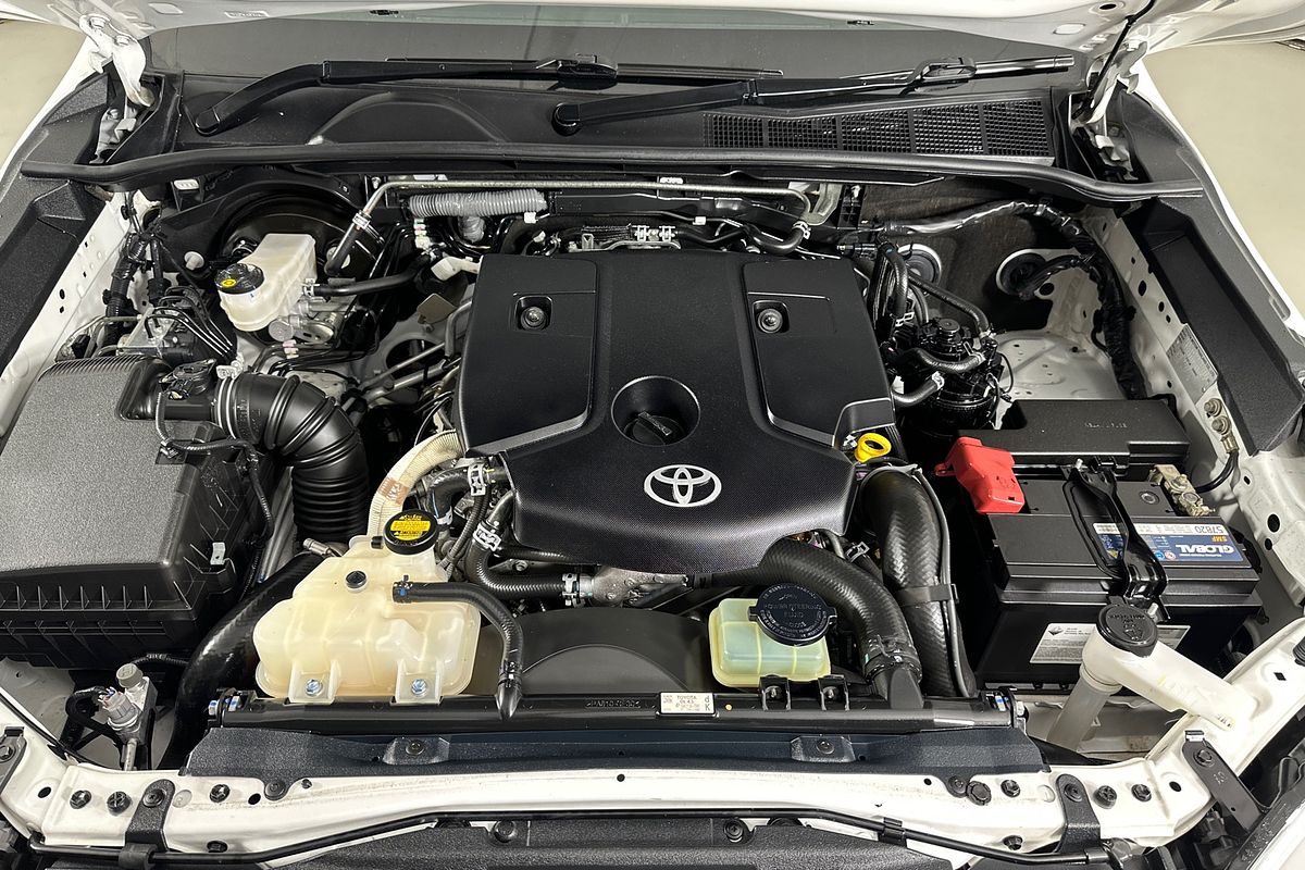 2016 Toyota Hilux WORKMATE GUN122R REAR WHEEL DRIVE