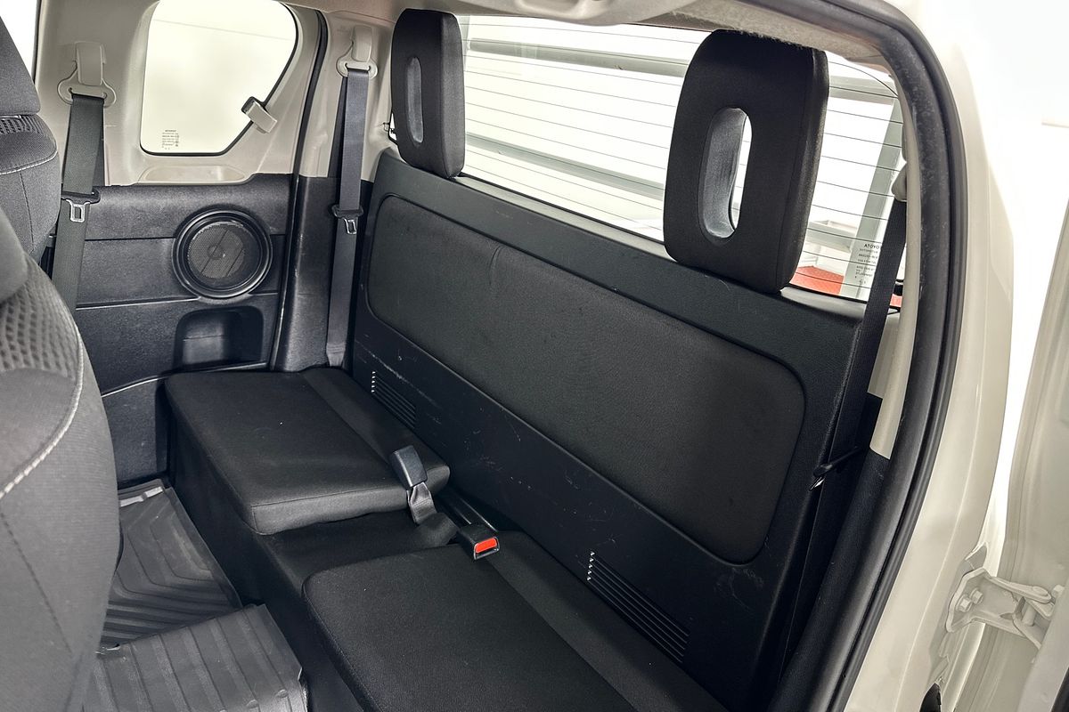 2018 Toyota Hilux SR (4x4) GUN126R MY19 4X4