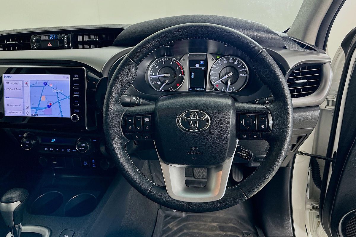 2021 Toyota HILUX SR5 (4x4) GUN126R FACELIFT 4X4