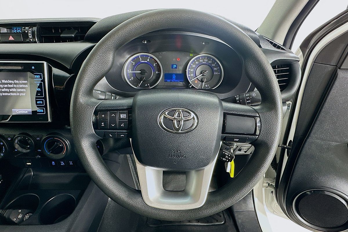 2018 Toyota HILUX SR (4x4) GUN126R MY19 4X4