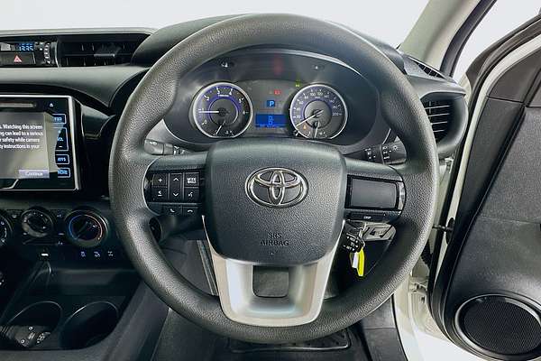 2018 Toyota HILUX SR (4x4) GUN126R MY19 4X4