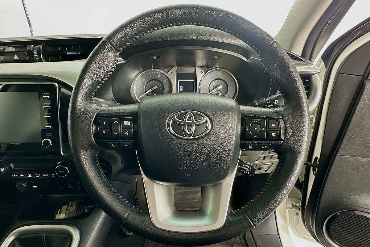 2021 Toyota HILUX SR5 (4x4) GUN126R 4X4