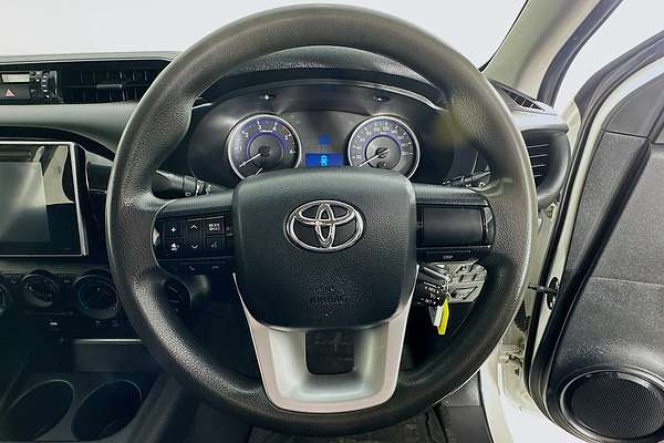 2018 Toyota HILUX SR (4x4) GUN126R MY19 4X4