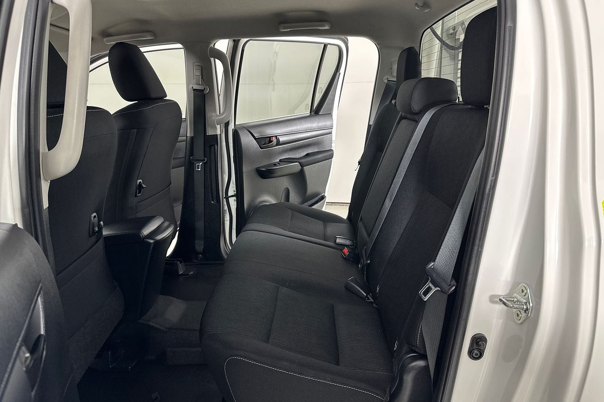 2022 Toyota HILUX SR (4x4) GUN126R 4X4
