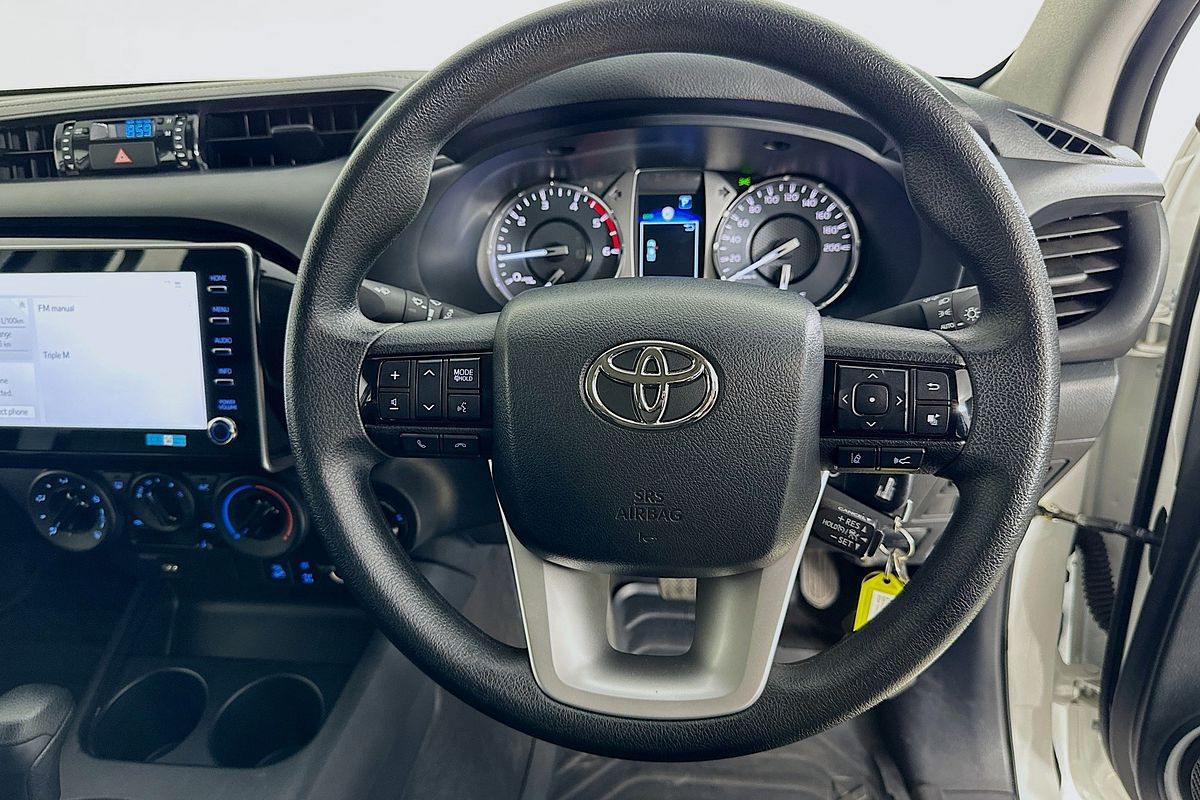 2024 Toyota HILUX SR (4x4) GUN126R 4X4