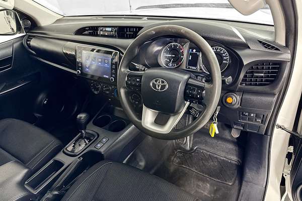 2021 Toyota HILUX SR (4x4) GUN126R 4X4