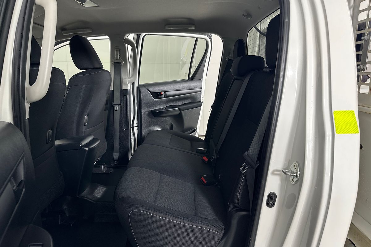 2022 Toyota HILUX SR (4x4) GUN126R 4X4