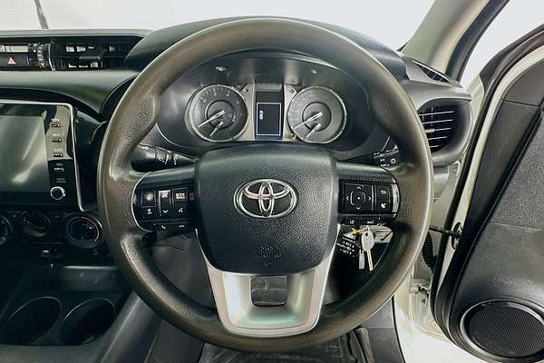 2022 Toyota HILUX SR (4x4) GUN126R 4X4